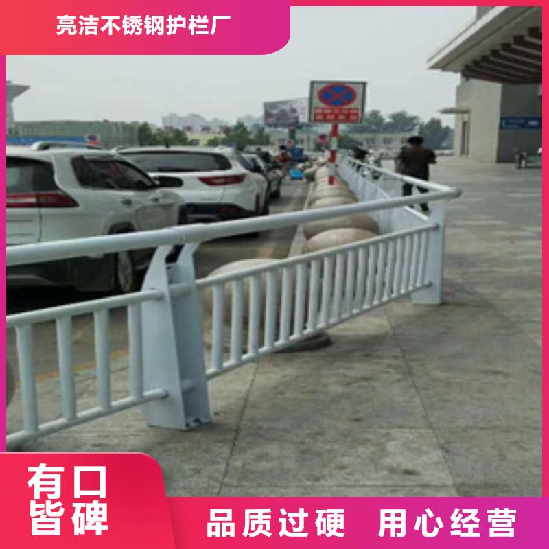 桥梁立柱桥梁防撞护栏精工细作品质优良