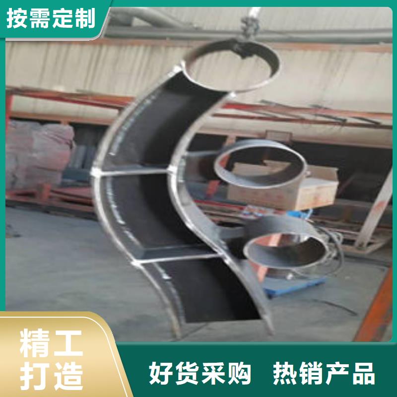 【道路护栏-道路隔离栏杆用品质赢得客户信赖】