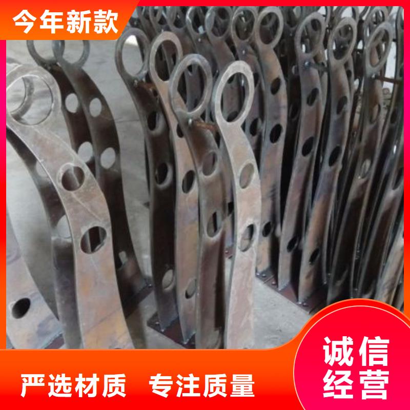 不锈钢复合管护栏人车分流栏供货及时