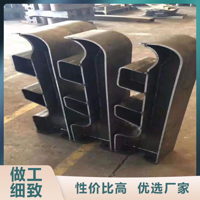 桥梁防撞栏杆不锈钢木纹转印栏杆厂家追求细节品质