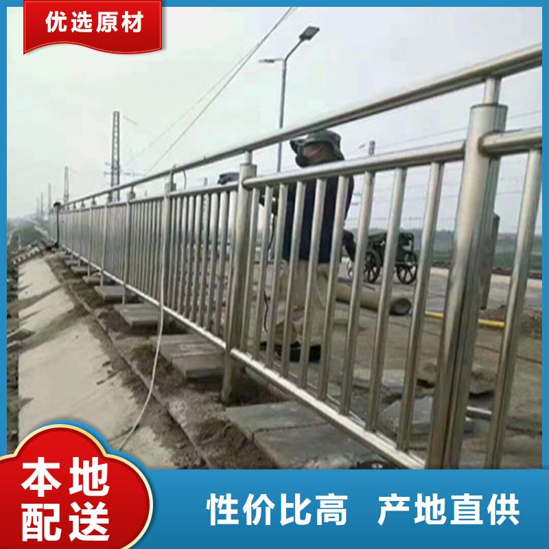 高铁站防撞护栏造型别致