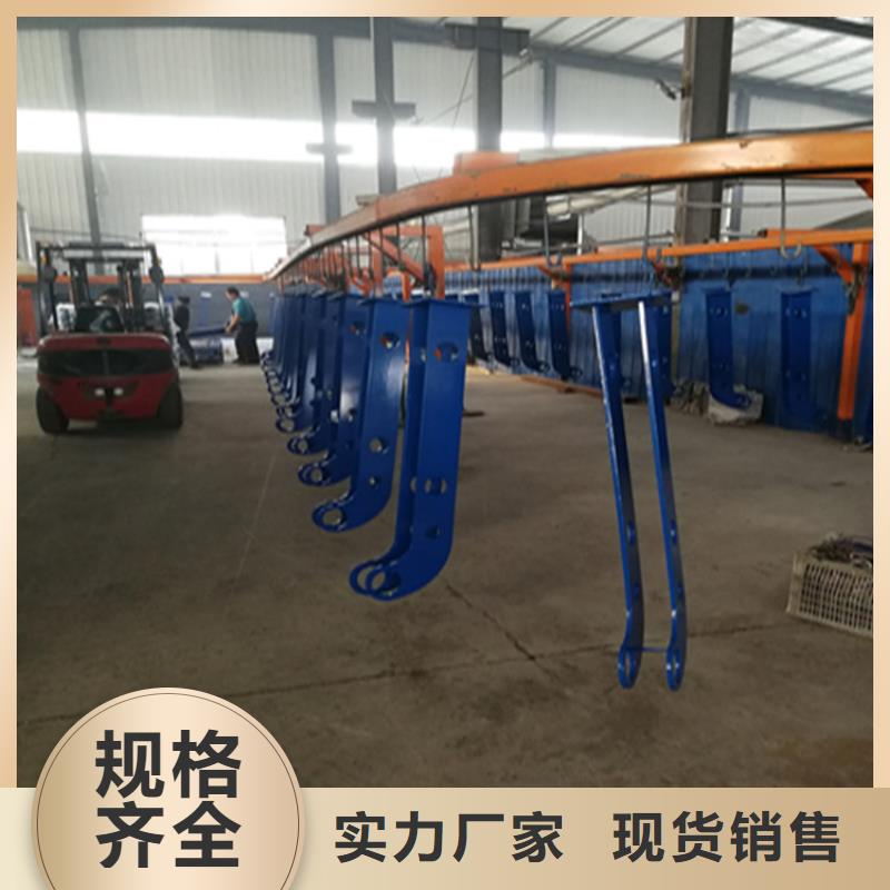 复合管天桥栏杆防腐性能良好