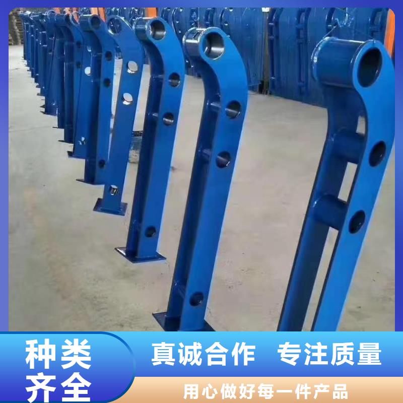 不锈钢护栏镀锌管景观护栏厂家技术完善