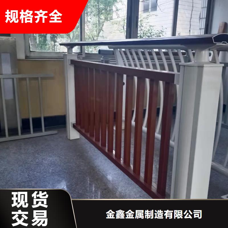 铸造石仿石护栏立柱【防撞灯光护栏厂家】现货销售