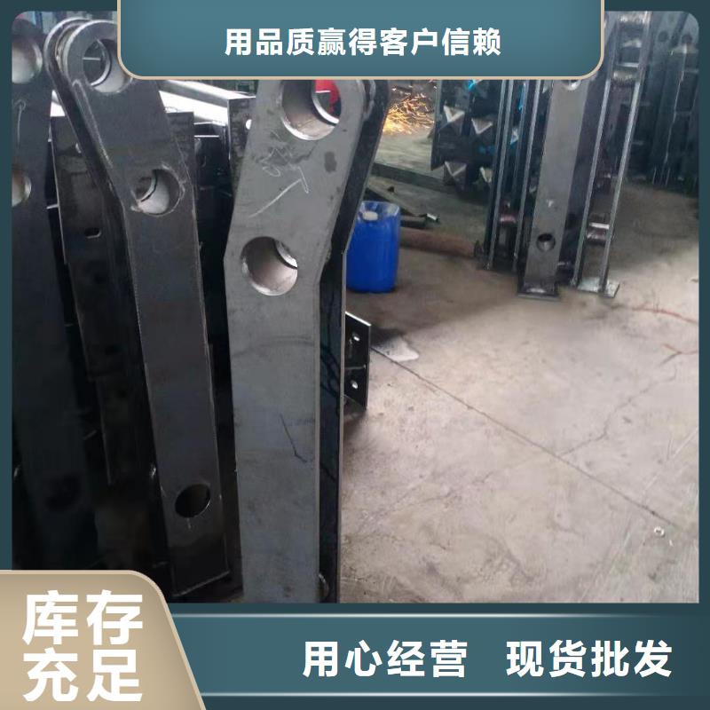 铸造石仿石护栏立柱-道路桥梁防撞护栏厂家自有生产工厂