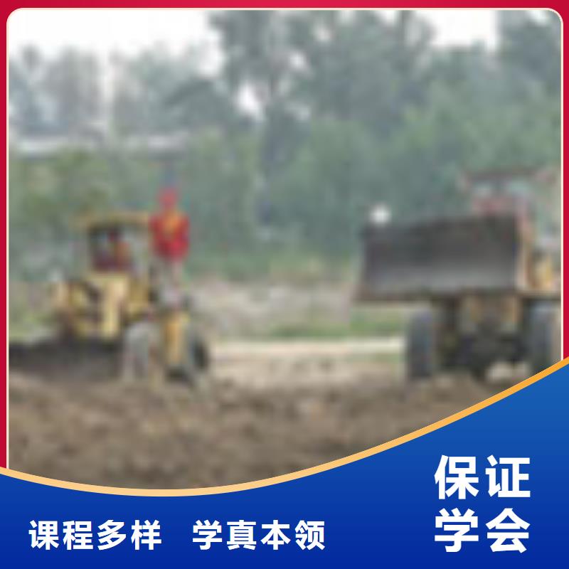 塔吊装载机虎振汽修学校手把手教学