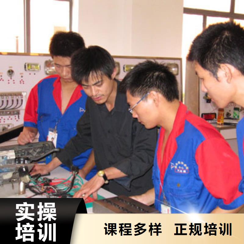 【汽车维修】叉车培训学校老师专业