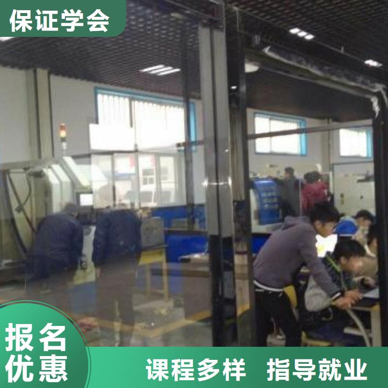汽车维修虎振技工学校招生电话师资力量强