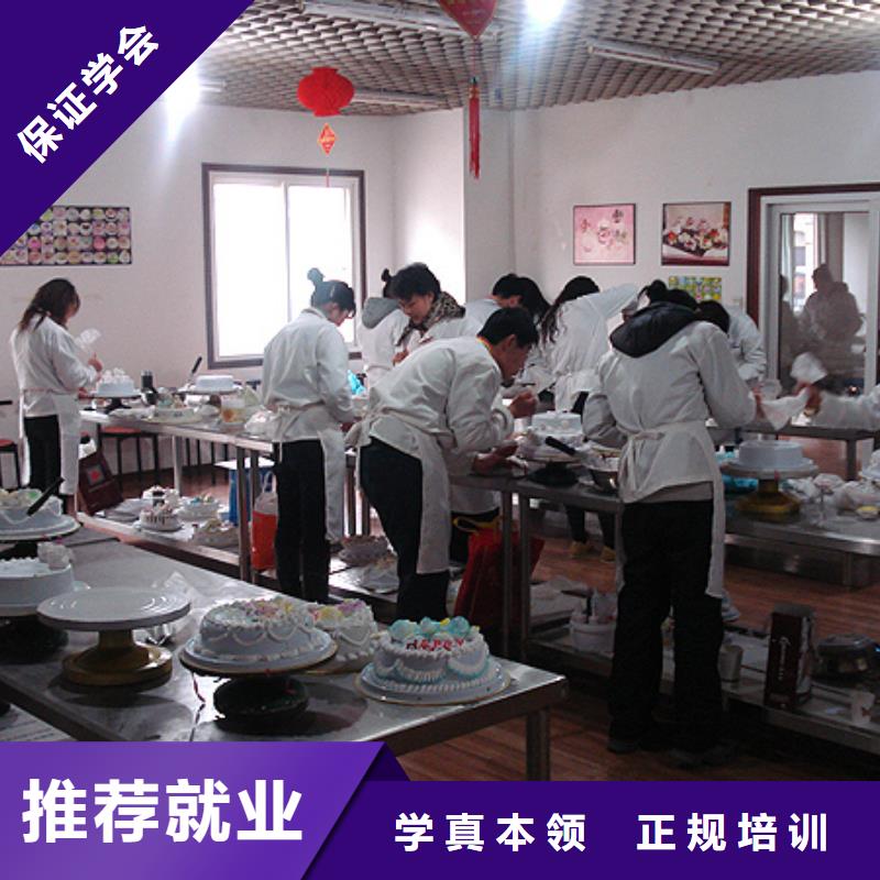 虎振中西糕点学校,虎振汽修学校招生电话校企共建