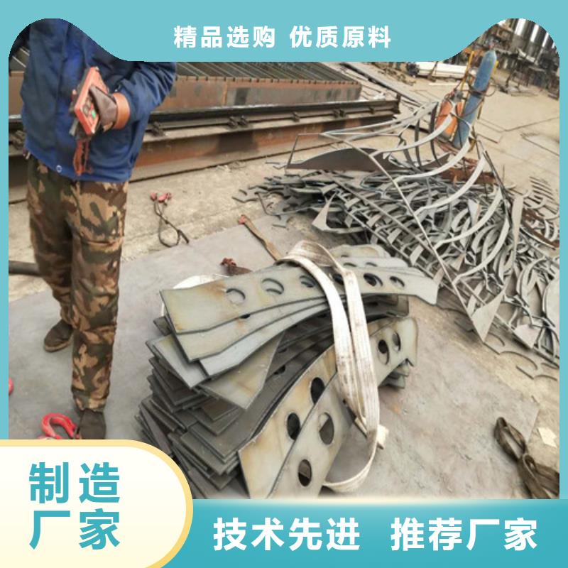 不锈钢复合管-国道抗冲击围栏专业供货品质管控