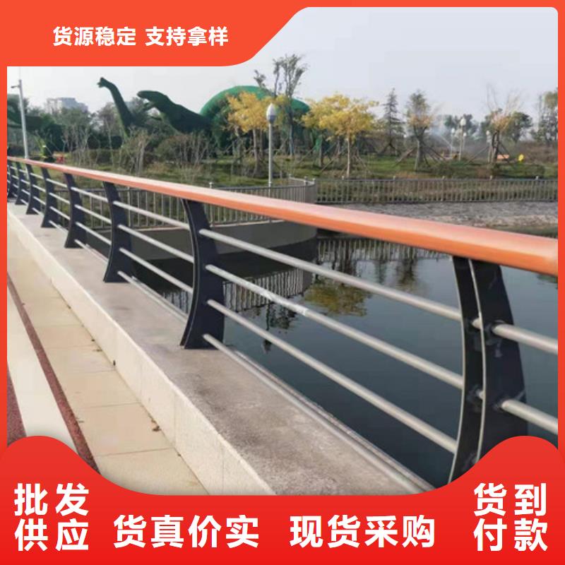 防撞护栏镀锌喷塑防撞栏产品细节