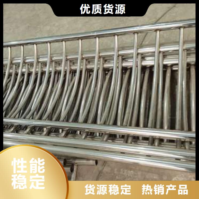 不锈钢复合管护栏防撞护栏立柱一手货源源头厂家