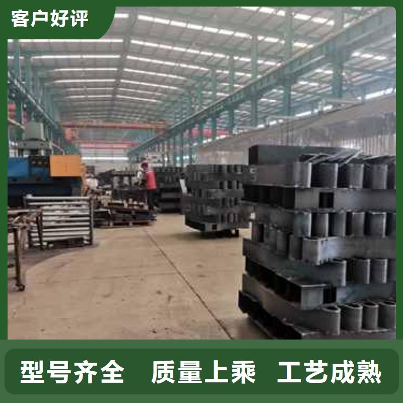 护栏_国道抗冲击围栏发货及时