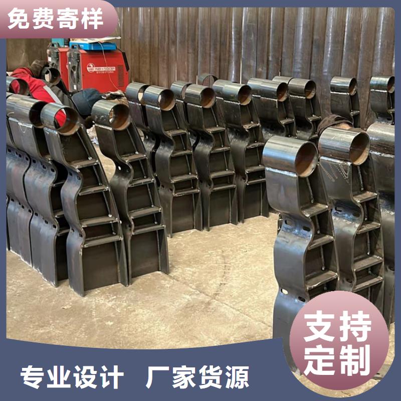  护栏敢与同行比质量