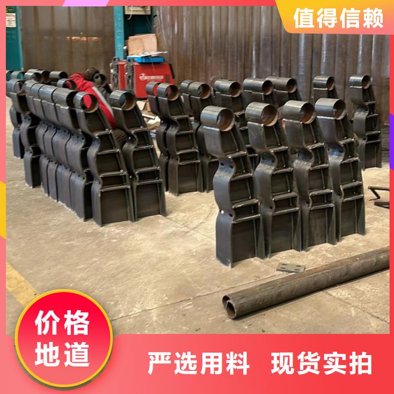 护栏1镀锌波形护栏讲信誉保质量