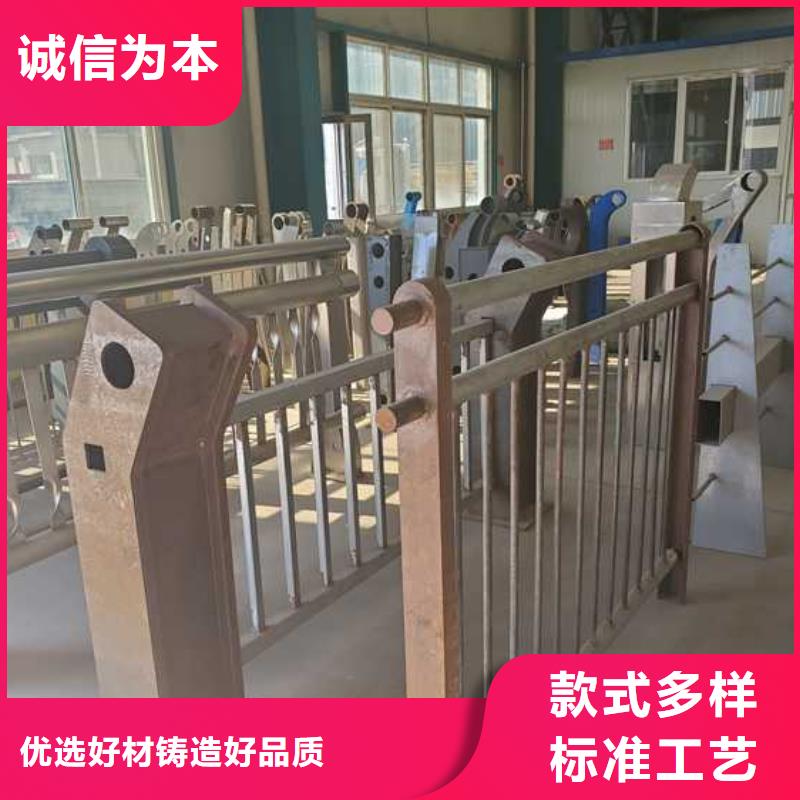 护栏_中央分隔栏实体厂家大量现货