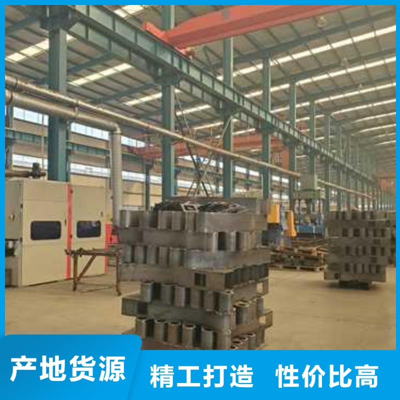 景观护栏_桥梁钢防撞护栏厂家质量上乘