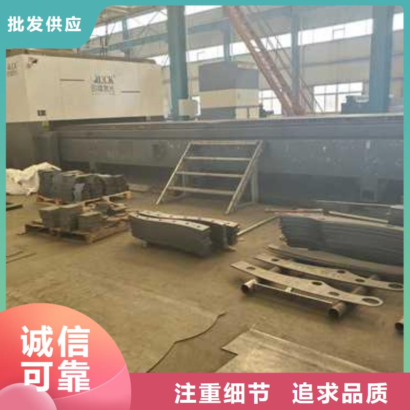 【护栏,防撞护栏厂家专注细节使用放心】