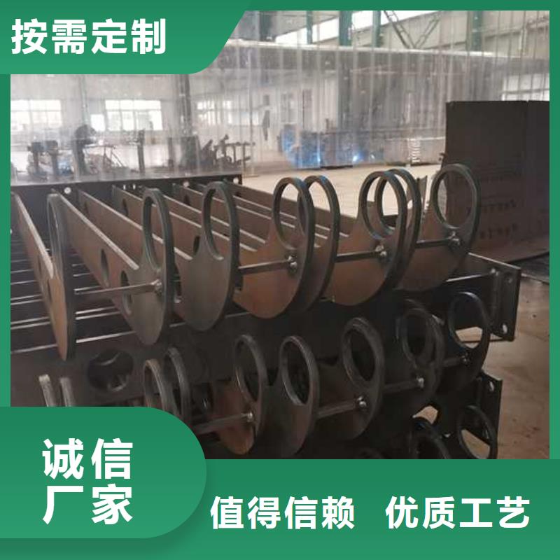 护栏_国道抗冲击围栏严格把关质量放心