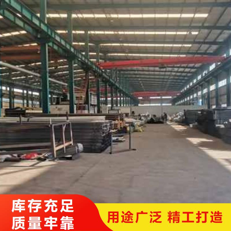 护栏灯光防撞护栏实体厂家
