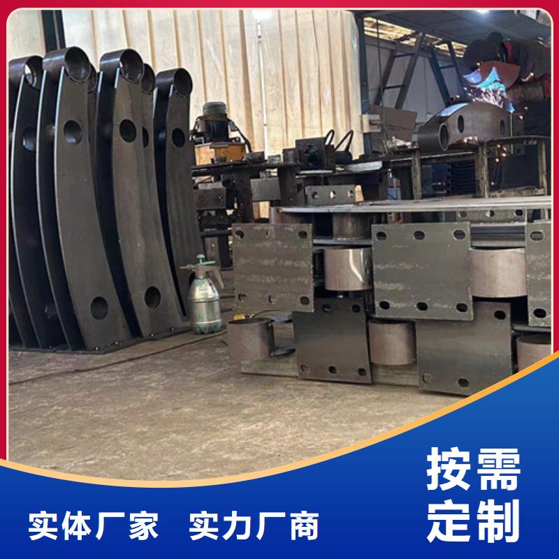 【灯光护栏河堤护栏诚信商家服务热情】
