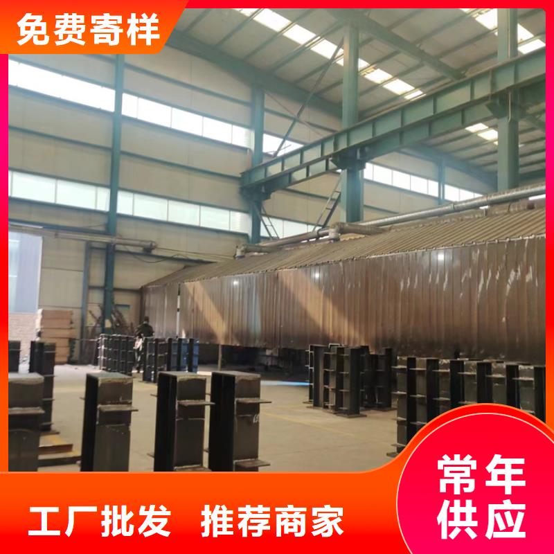 护栏灯光防撞护栏质量上乘