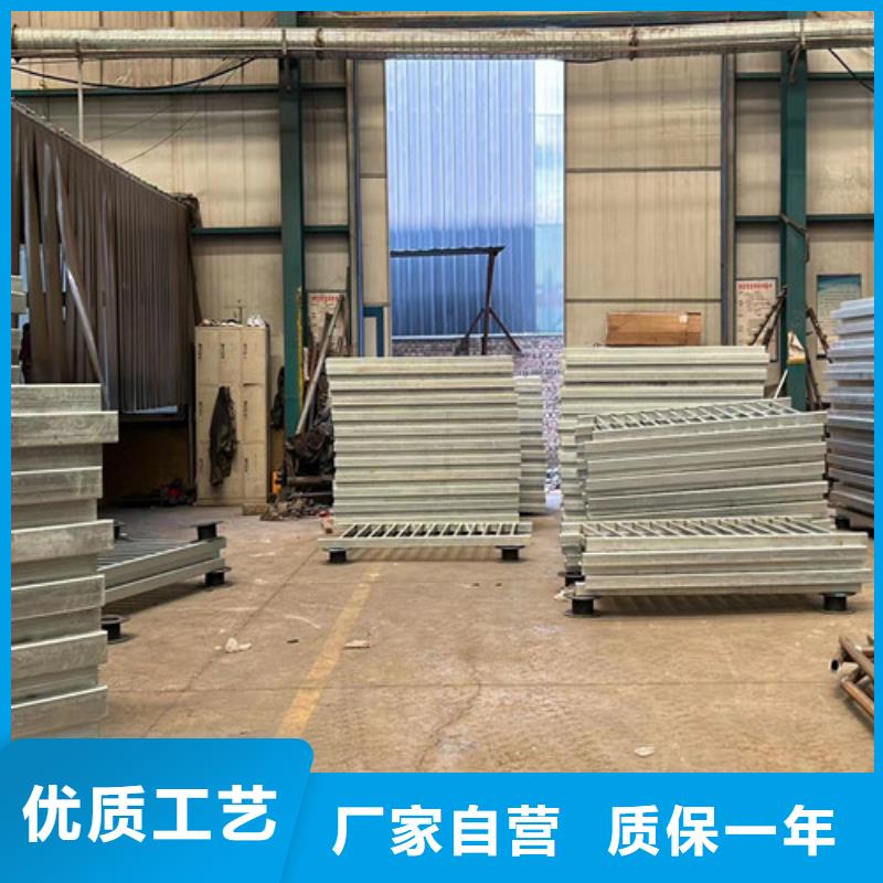 【不锈钢碳素钢复合管护栏,河堤护栏工厂直销】