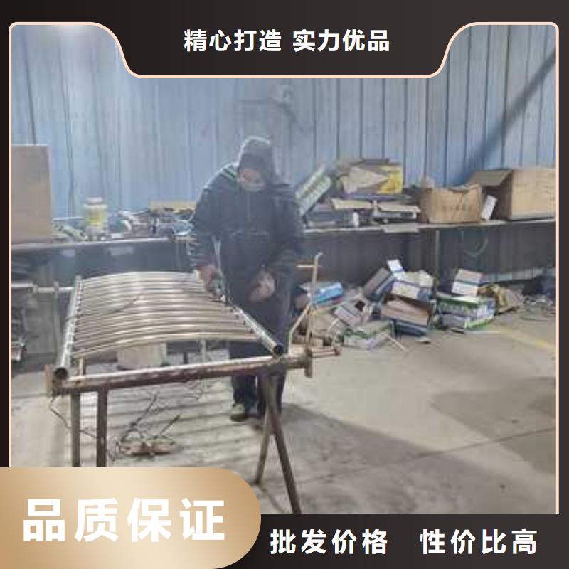 桥梁防撞护栏_镀锌波形护栏厂家大量现货