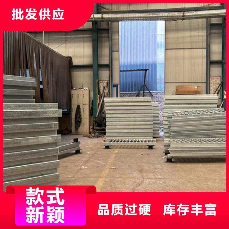 道路护栏【防撞桥梁护栏】产地货源
