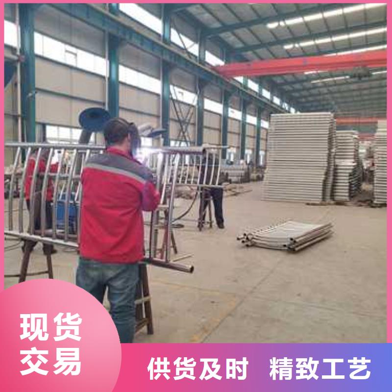 护栏桥梁防撞护栏厂严格把控每一处细节