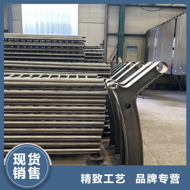 人行道护栏,市政道路防护栏好厂家有担当