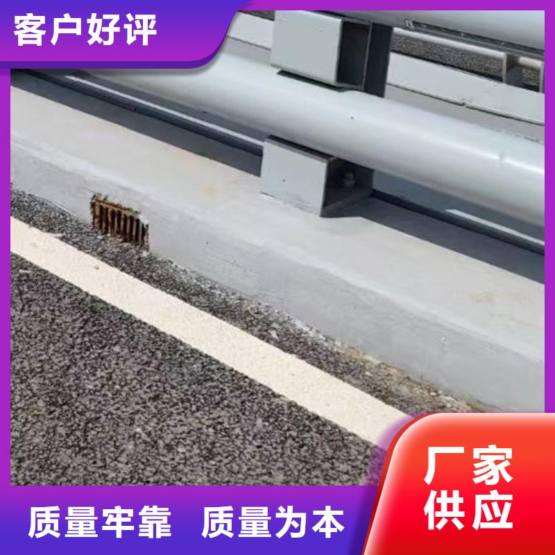 道路护栏产品类型多