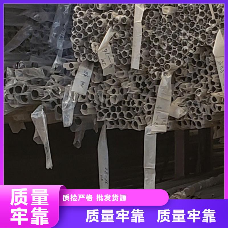 道路栏杆保障产品质量