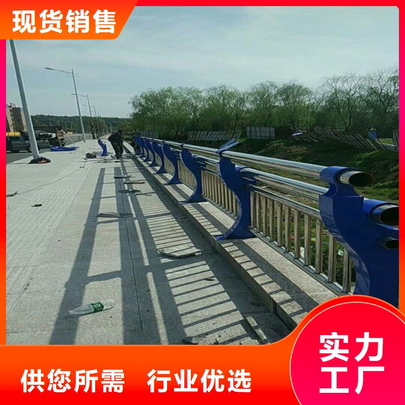 桥梁护栏镀锌喷塑钢板立柱制造厂家