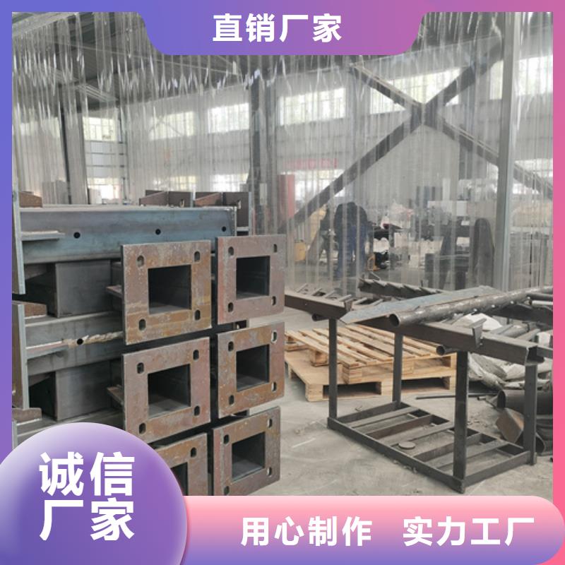 不锈钢复合管护栏防撞护栏厂家质量层层把关