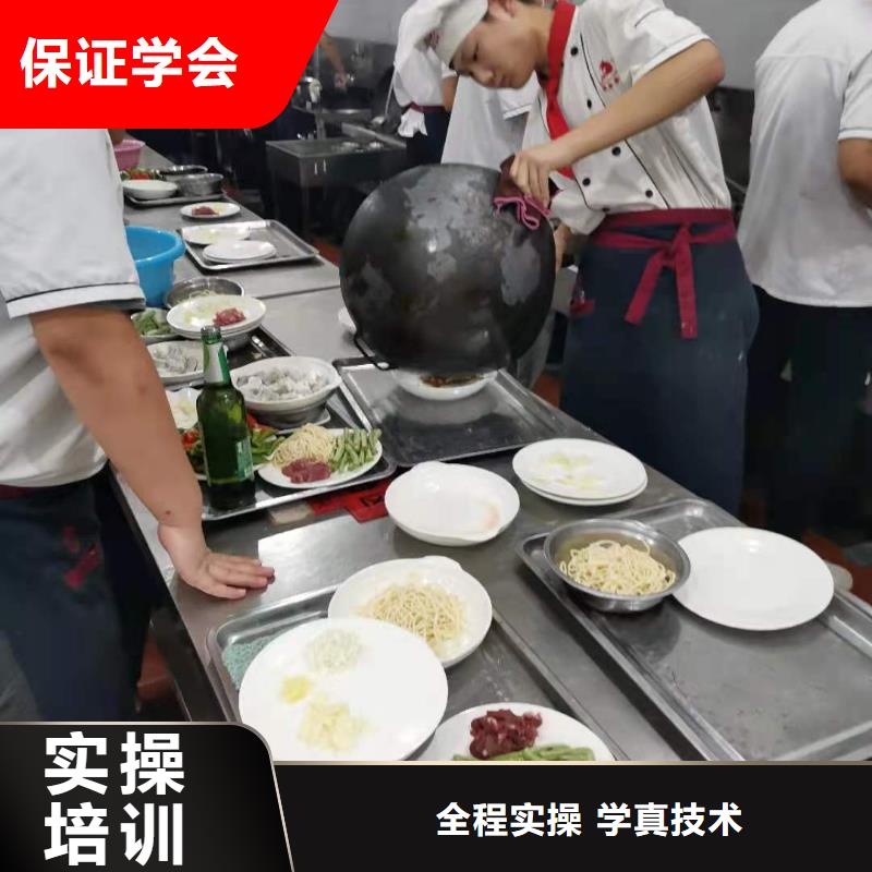 【厨师技校】,虎振挖掘机学校高薪就业