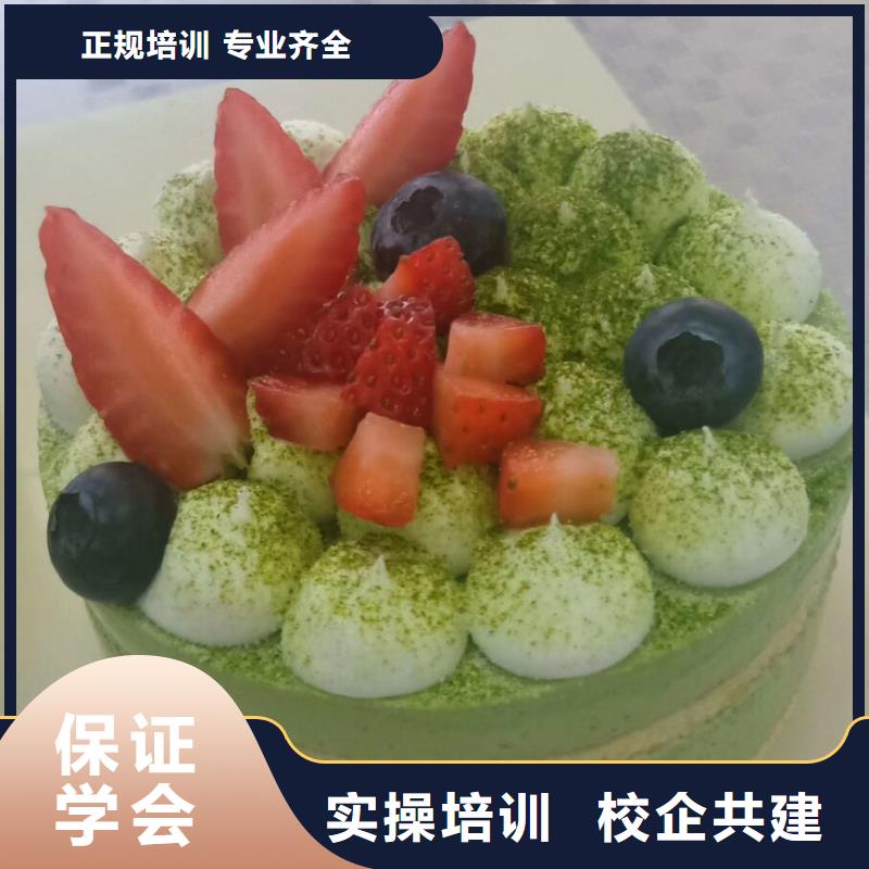 西点学校虎振挖掘机学校就业前景好