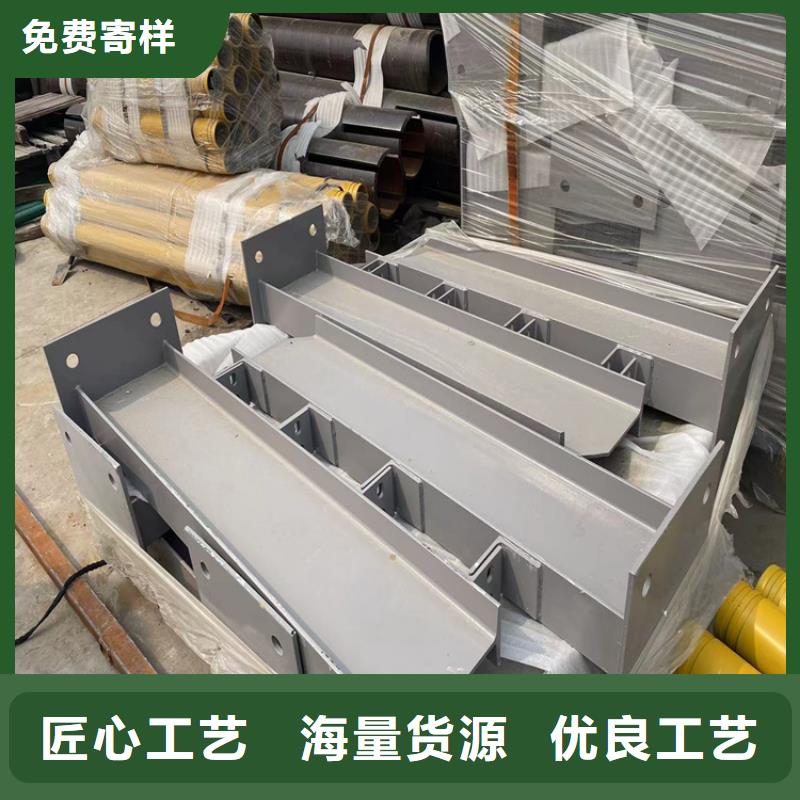 道路防撞护栏立柱桥梁防撞护栏精工细致打造