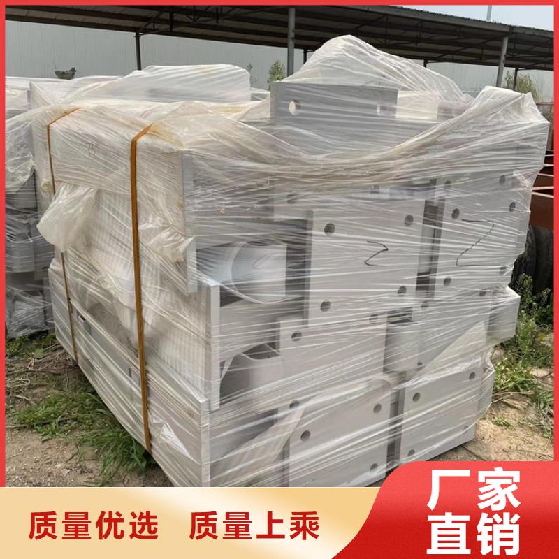 道路防撞护栏立柱质检合格出厂