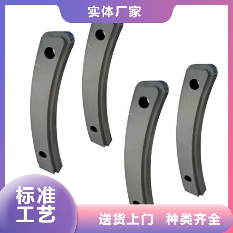防撞护栏热镀锌立柱老客户钟爱