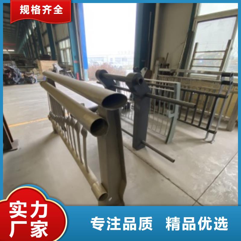 桥梁护栏道路隔离栏价格实惠工厂直供