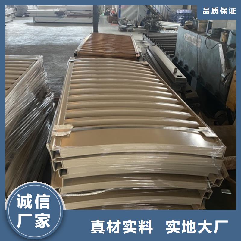 1道路护栏细节严格凸显品质