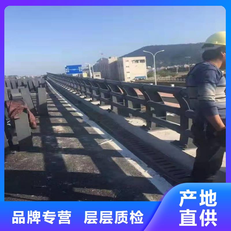 【3中央分隔栏做工精细】