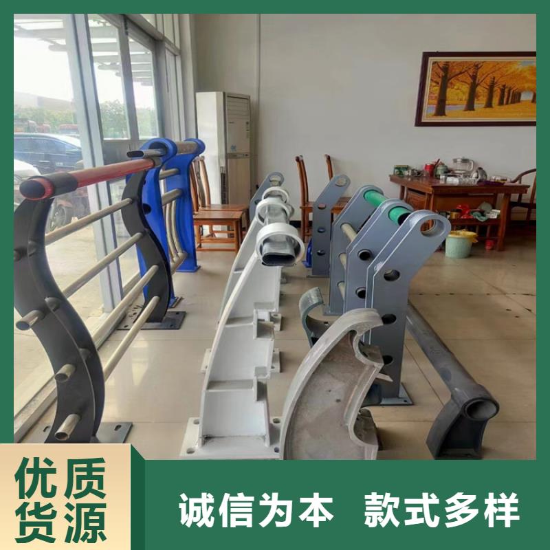 河道护栏钢板立柱检验发货