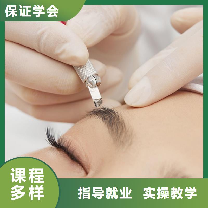 纹绣化妆学校老师专业
