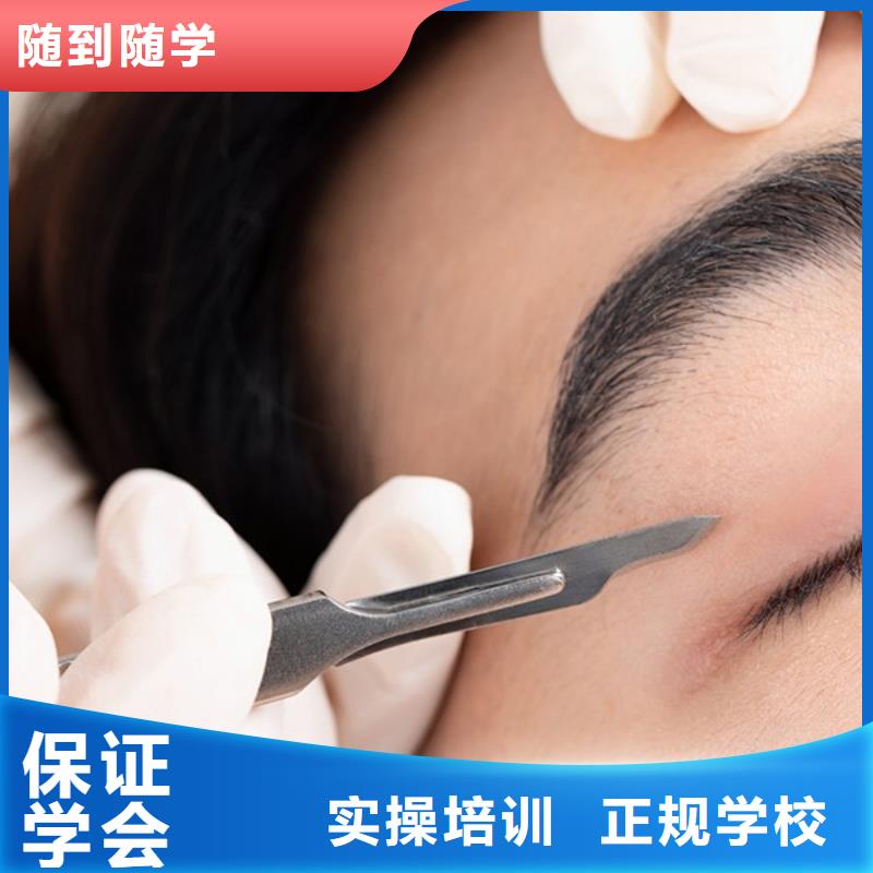 纹绣美发学校老师专业
