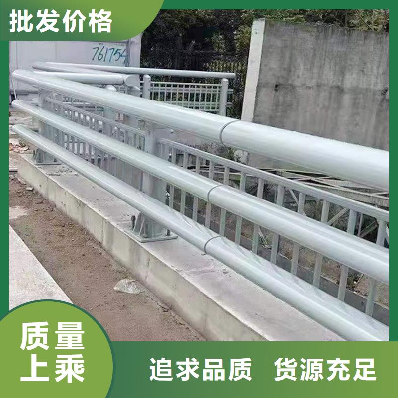 防撞灯光护栏精心同行低价桥梁灯光护栏